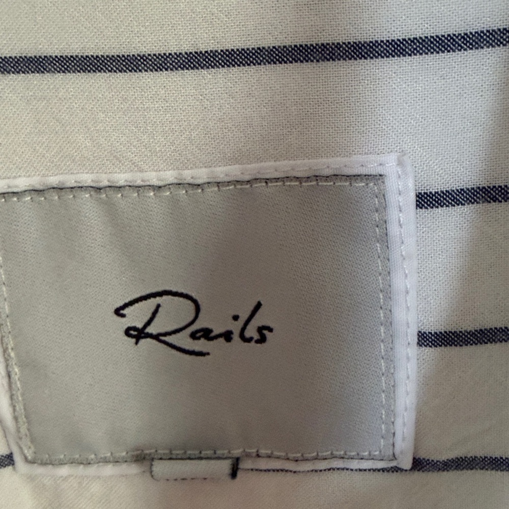 Rails button down - Picture 2 of 5